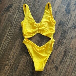 Moana Monokini Yellow